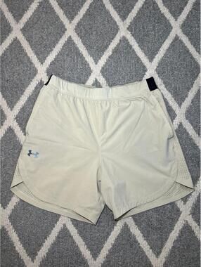 Under Armour Men's Stretch Woven Shorts, Khaki Gray XL